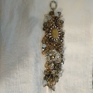 Eye-catching Bracelet